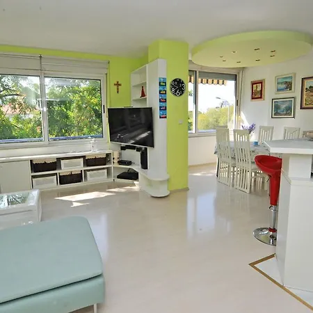 Amari Apartment
